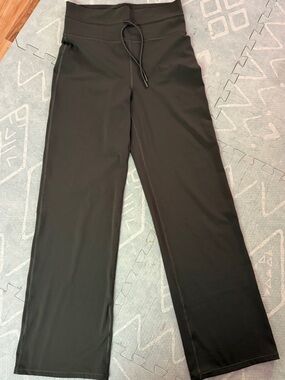 Vuori Olive Green Drawstring Boot-Cut Performance Pants